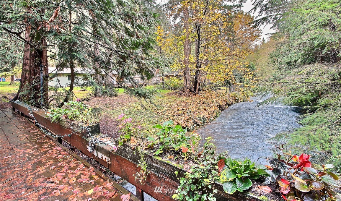 6727 Phillips Road Southwest Lakewood, WA 98498 - Photo 2 of 18 Gallery Image 2