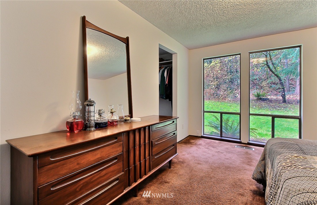 6727 Phillips Road Southwest Lakewood, WA 98498 - Photo 11 of 18 Gallery Image 11