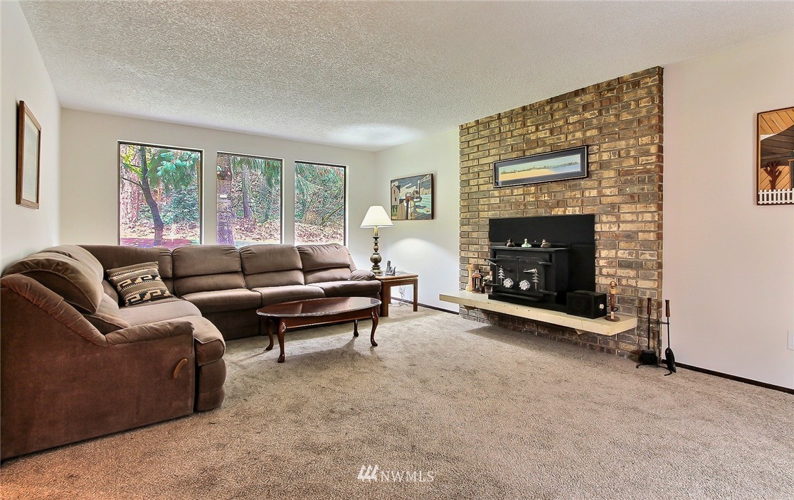 6727 Phillips Road Southwest Lakewood, WA 98498 - Photo 7 of 18 Gallery Image 7