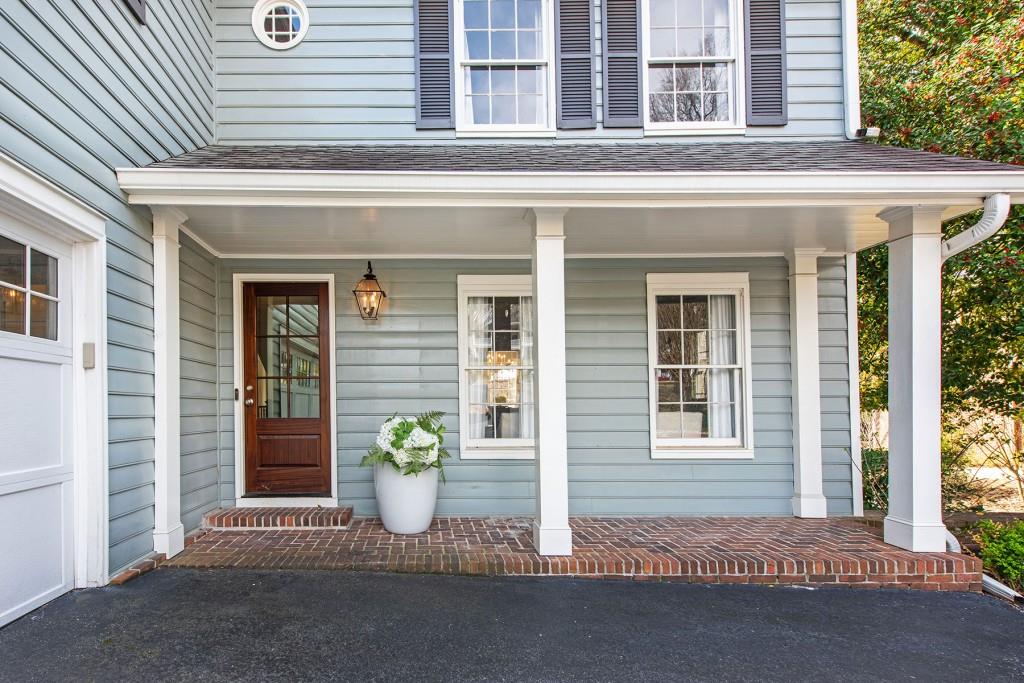 3211 Circle Oaks Drive Southeast Atlanta, GA 30339 - Photo 2 of 50 a front view of a house