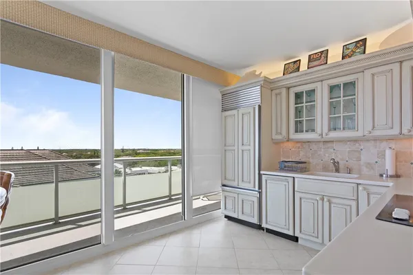 $6,500 | 3554 Ocean Drive, Unit 604S, Vero Beach, FL 32963