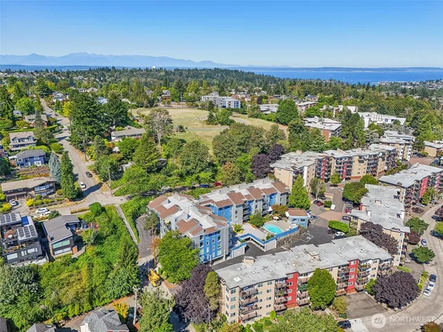 $355,000 | 2510 West Bertona Street, Unit 213, Seattle, WA 98199