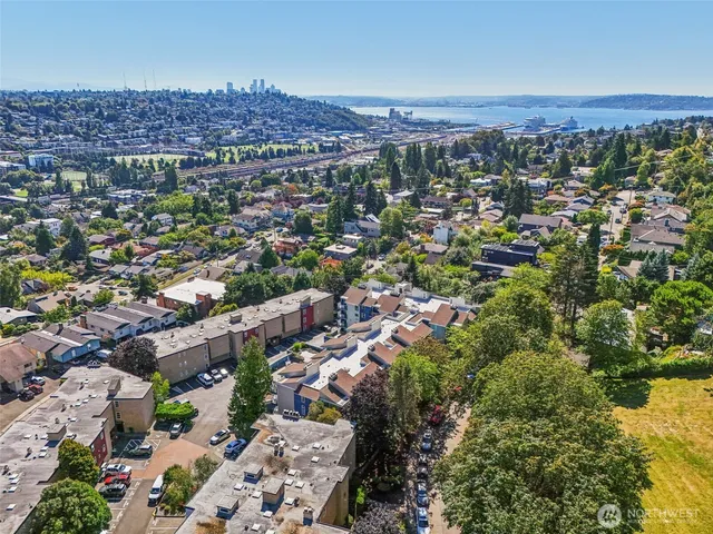 $355,000 | 2510 West Bertona Street, Unit 213, Seattle, WA 98199