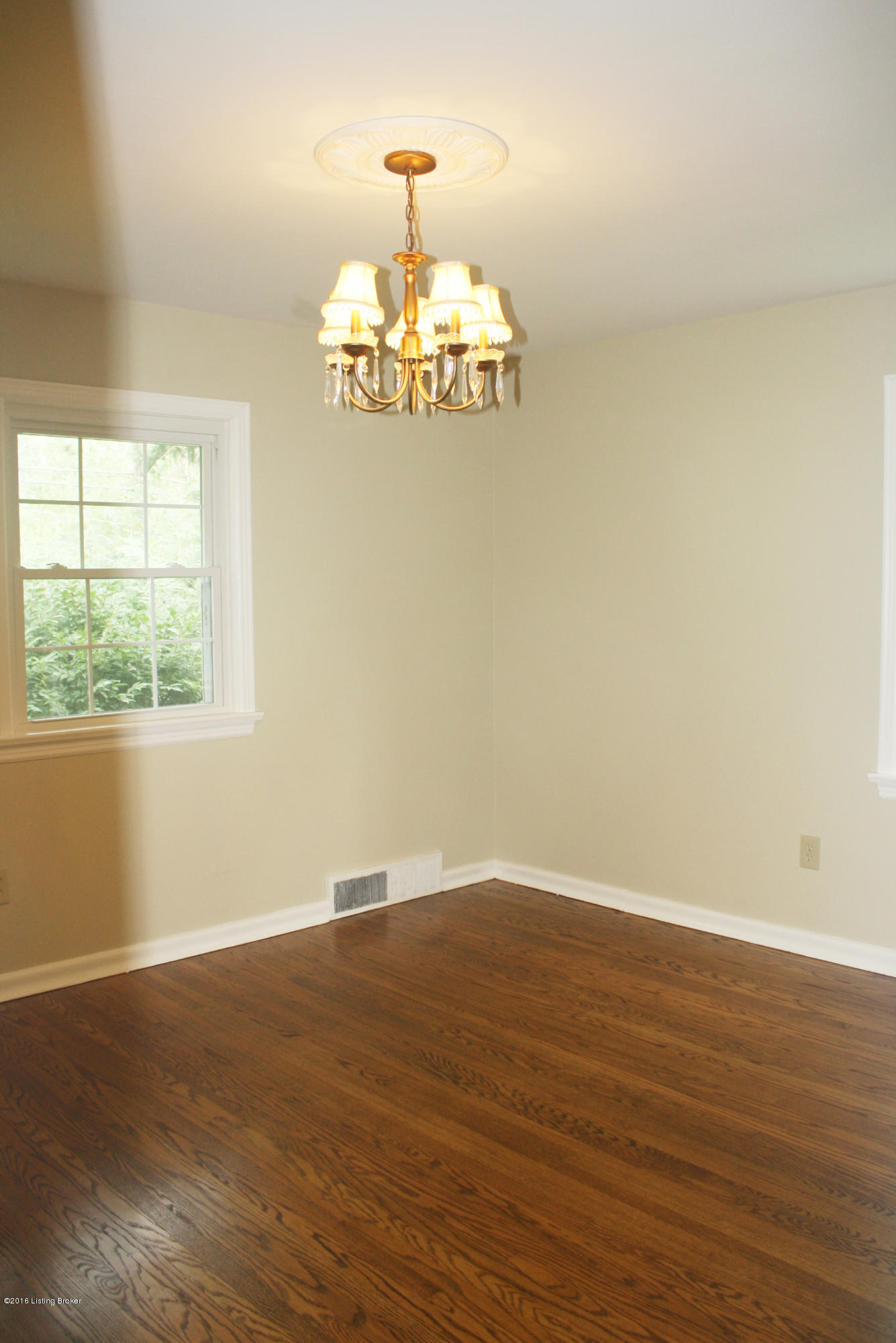 4365 Rudy Lane Louisville, KY 40207 - Photo 20 of 34 Master with three windows and two closets