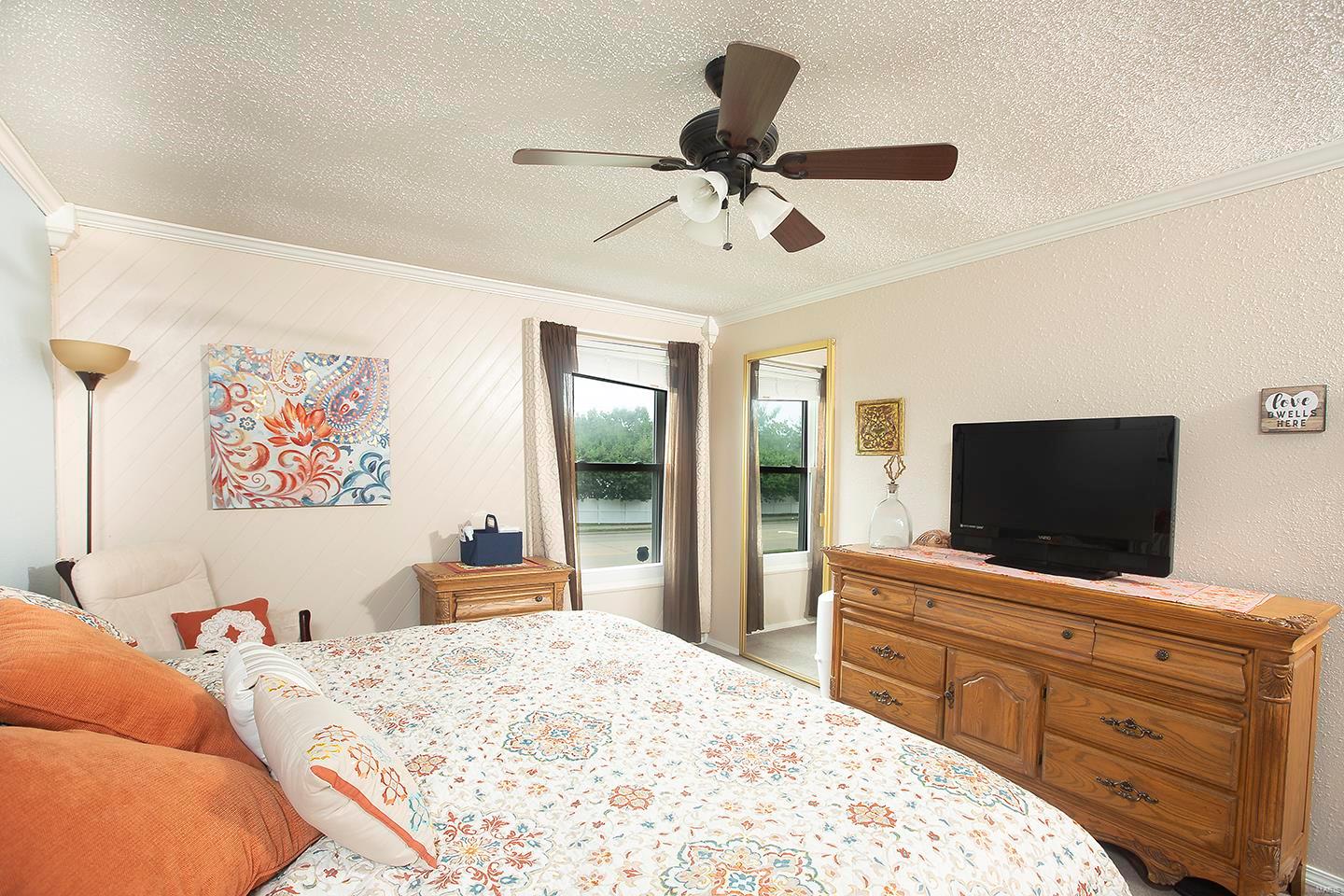 120 Knaust Road St. Peters, MO 63376 - Photo 5 of 38 Gallery Image 5