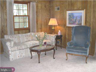206 Brock Road Springfield, PA 19064 - Photo 4 of 6