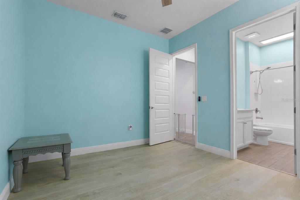 493 Nowell Loop DeLand, FL 32724 - Photo 24 of 33 a view of room with bathroom