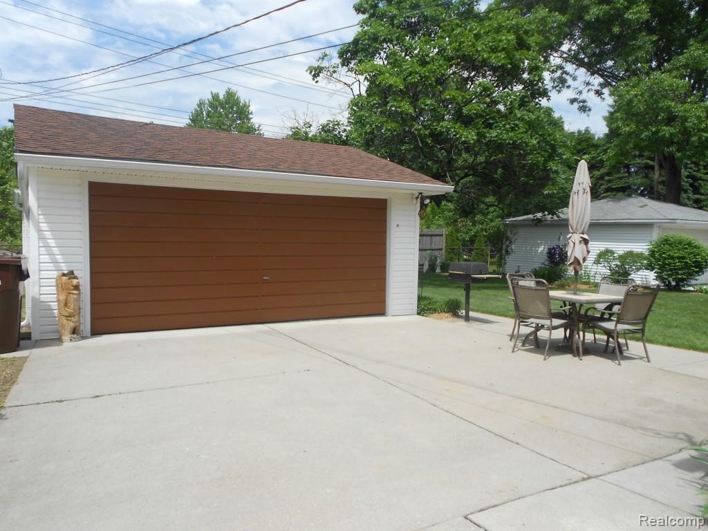 36824 Pinewood Road Wayne, MI 48184 - Photo 32 of 41 DSCN2358.jpg