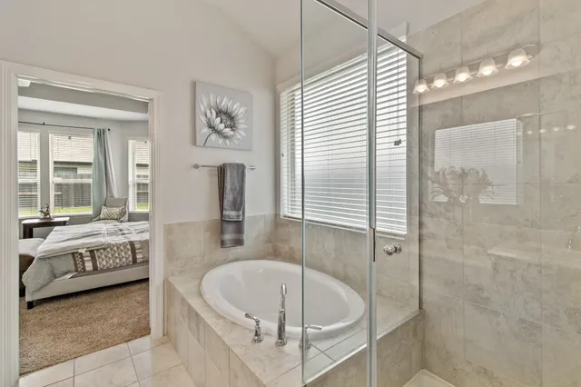 $389,000 | 8735 Laurel Woods Drive, Missouri City, TX 77459