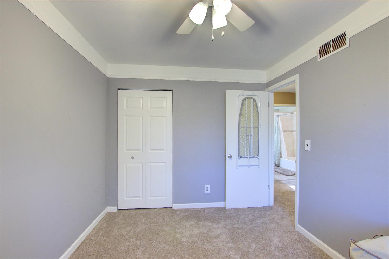 3795 Ponchartrain Pinckney, MI 48169 - Photo 25 of 32 Photo 25