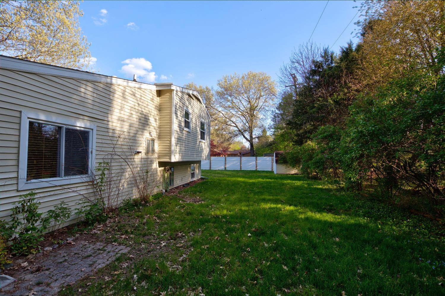 3795 Ponchartrain Pinckney, MI 48169 - Photo 30 of 32 Photo 30