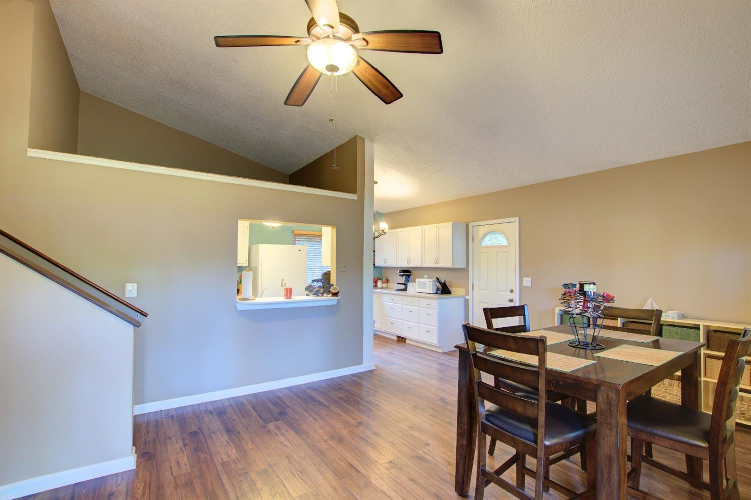 3795 Ponchartrain Pinckney, MI 48169 - Photo 6 of 32 Photo 6