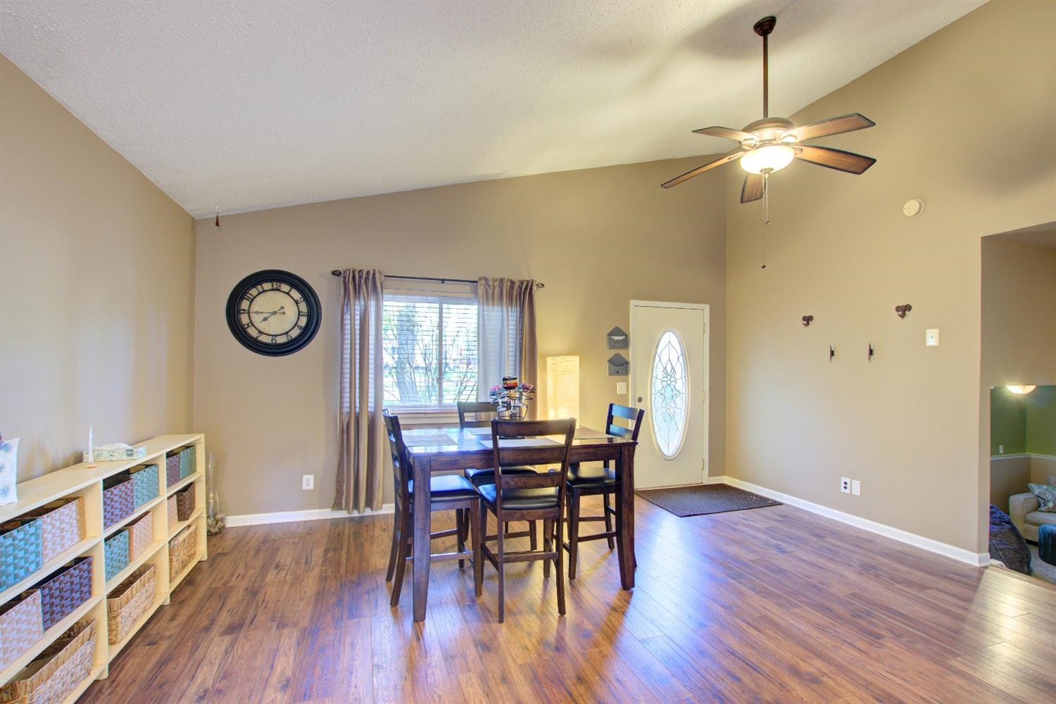 3795 Ponchartrain Pinckney, MI 48169 - Photo 9 of 32 Photo 9
