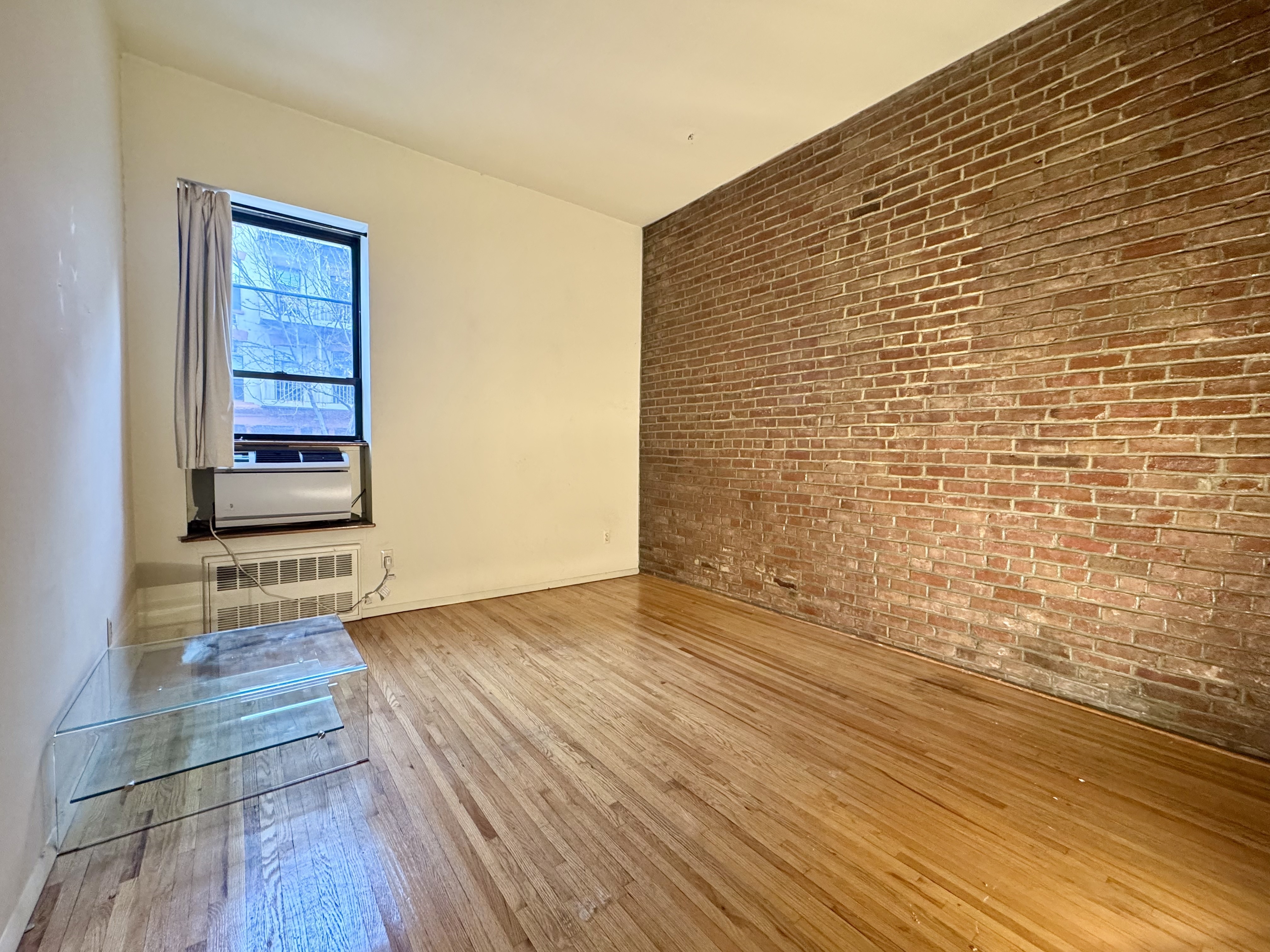 137 A Christopher Street, Unit 1B Manhattan, NY 10014 - Photo 1 of 7