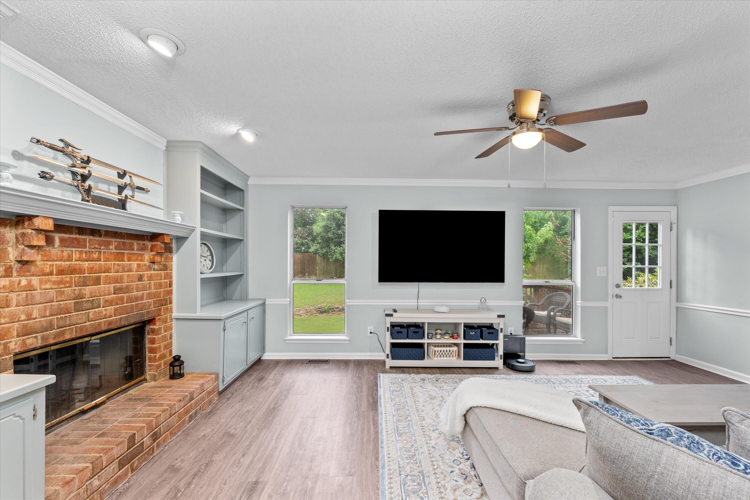 286 Mt Folly Road Martinez, GA 30907 - Photo 4 of 34 LivingRoom4