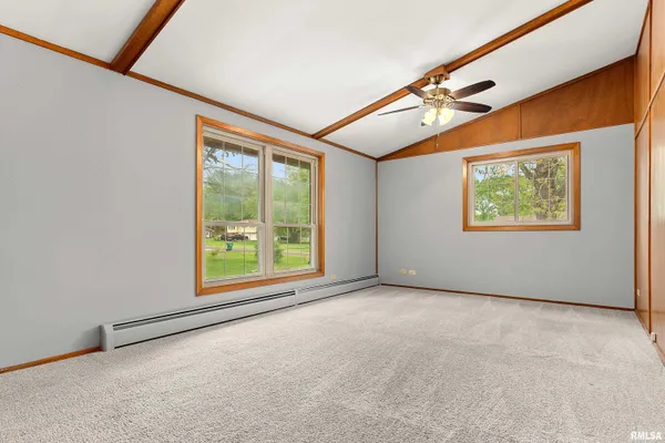 $219,900 | 58 South Riverview Drive, East Peoria, IL 61611