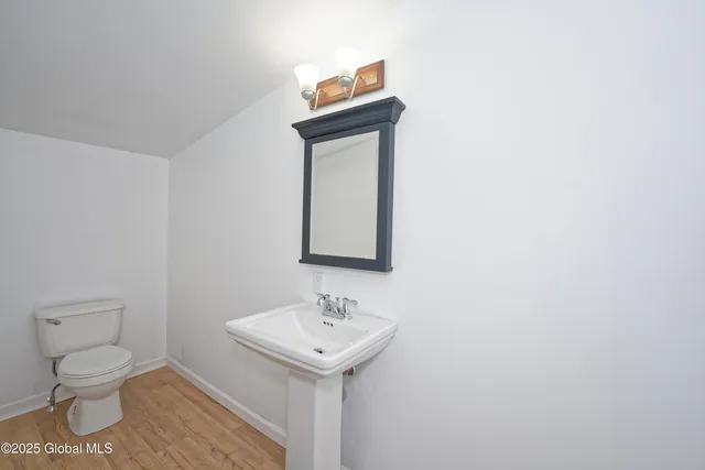 $299,000 | 714 Route 29 Milton Ny 12863, Rock City Falls, NY 12863