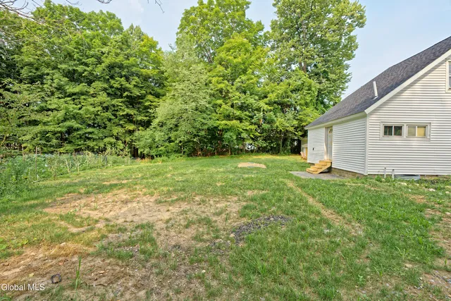 $299,000 | 714 Route 29 Milton Ny 12863, Rock City Falls, NY 12863