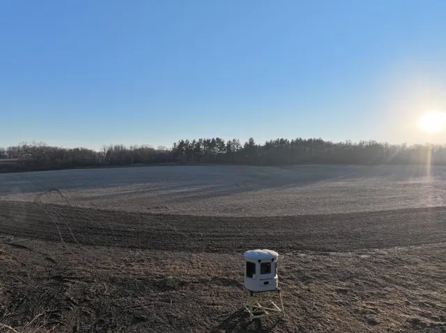 $1,399,000 | 123.5 M/l Acres State Road 81, Beloit, WI 53511