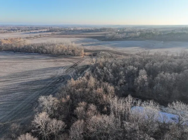 $1,399,000 | 123.5 M/l Acres State Road 81, Beloit, WI 53511