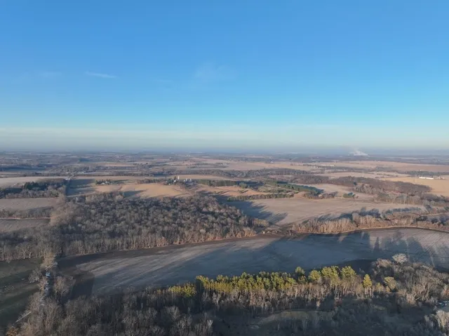 $1,399,000 | 123.5 M/l Acres State Road 81, Beloit, WI 53511