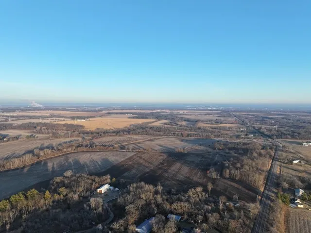 $1,399,000 | 123.5 M/l Acres State Road 81, Beloit, WI 53511