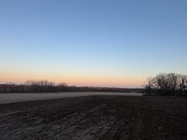 $1,399,000 | 123.5 M/l Acres State Road 81, Beloit, WI 53511