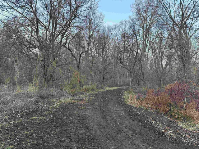 $1,399,000 | 123.5 M/l Acres State Road 81, Beloit, WI 53511