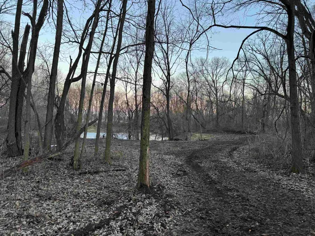 $1,399,000 | 123.5 M/l Acres State Road 81, Beloit, WI 53511