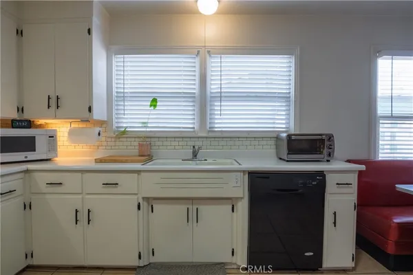 $395,000 | 621 East Morris Avenue, Modesto, CA 95350