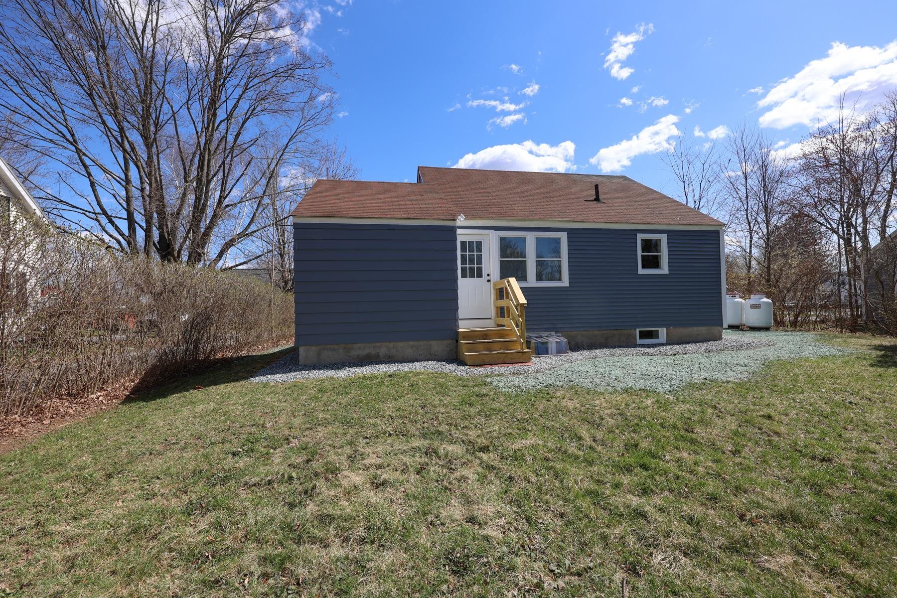 10 Yale Street Concord, NH 03301 - Photo 33 of 35