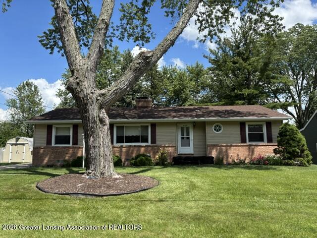 2106 Byrnes Road Lansing, MI 48906 - Photo 2 of 51 IMG_1575