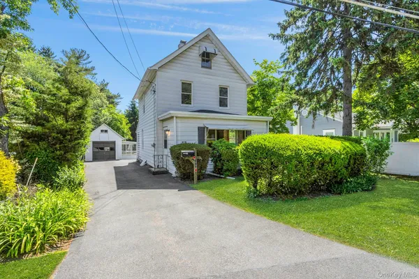 $530,000 | 410 Highway 304, Bardonia, NY 10954