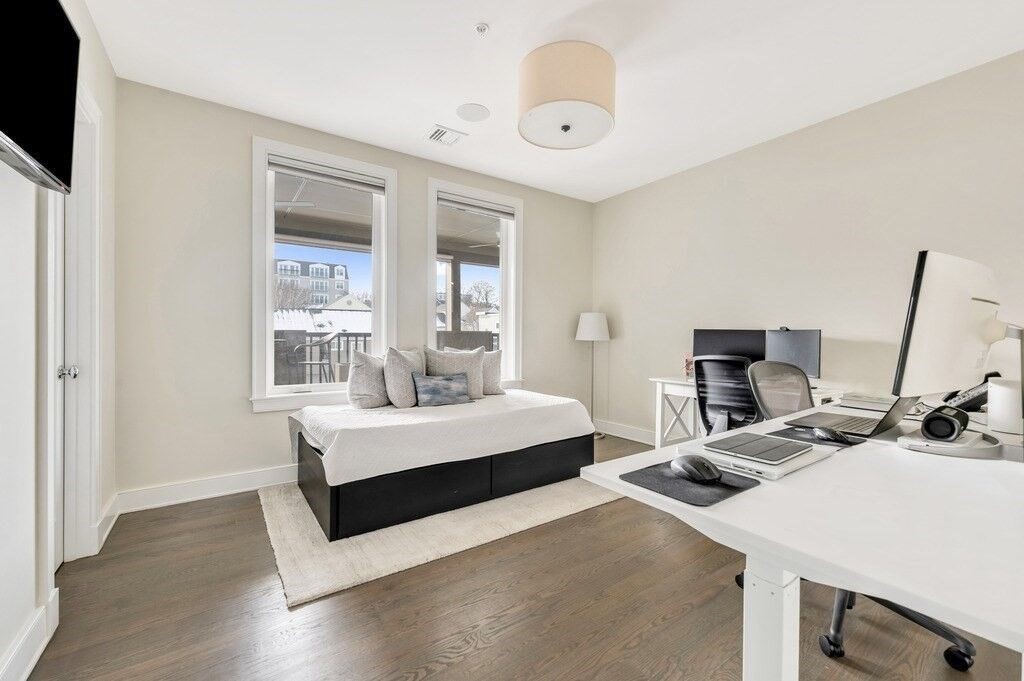 405 West First Street, Unit 303 Boston, MA 02127 - Photo 9 of 11