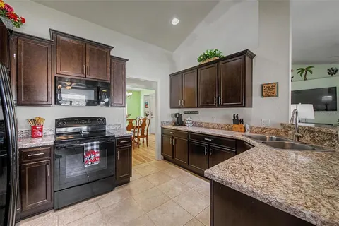 $374,900 | 1621 Doves View Circle, Auburndale, FL 33823