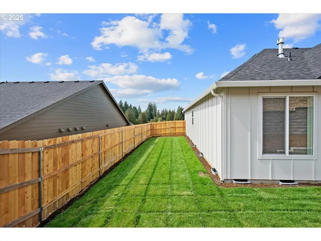 $874,900 | 16713 Northeast 38th Avenue, Vancouver, WA 98686