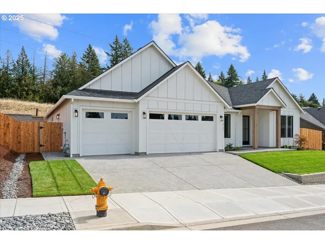 $874,900 | 16713 Northeast 38th Avenue, Vancouver, WA 98686