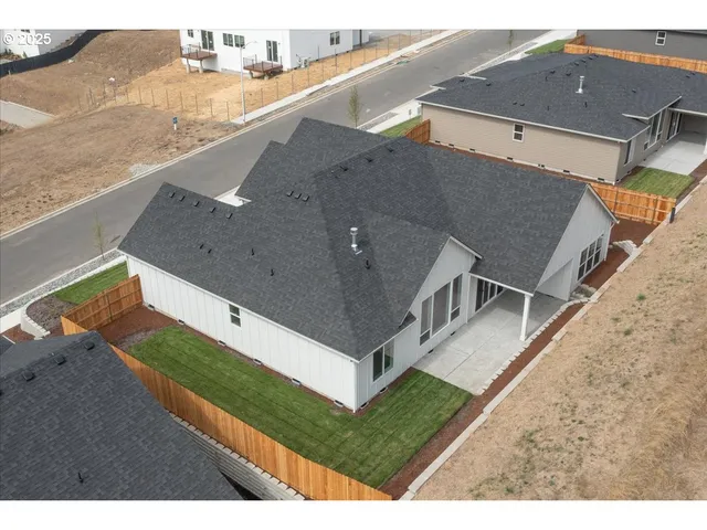 $874,900 | 16713 Northeast 38th Avenue, Vancouver, WA 98686