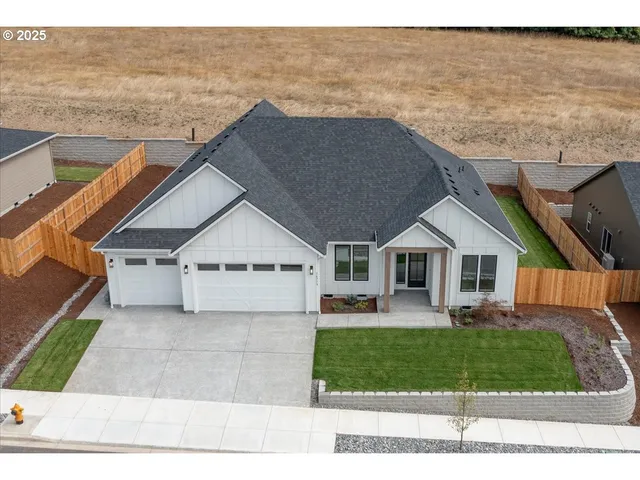 $874,900 | 16713 Northeast 38th Avenue, Vancouver, WA 98686