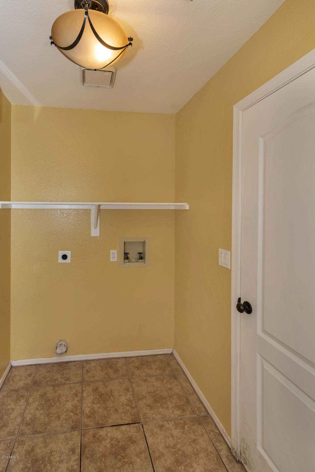 462 East Harwell Road Gilbert, AZ 85234 - Photo 13 of 44 Laundry Room