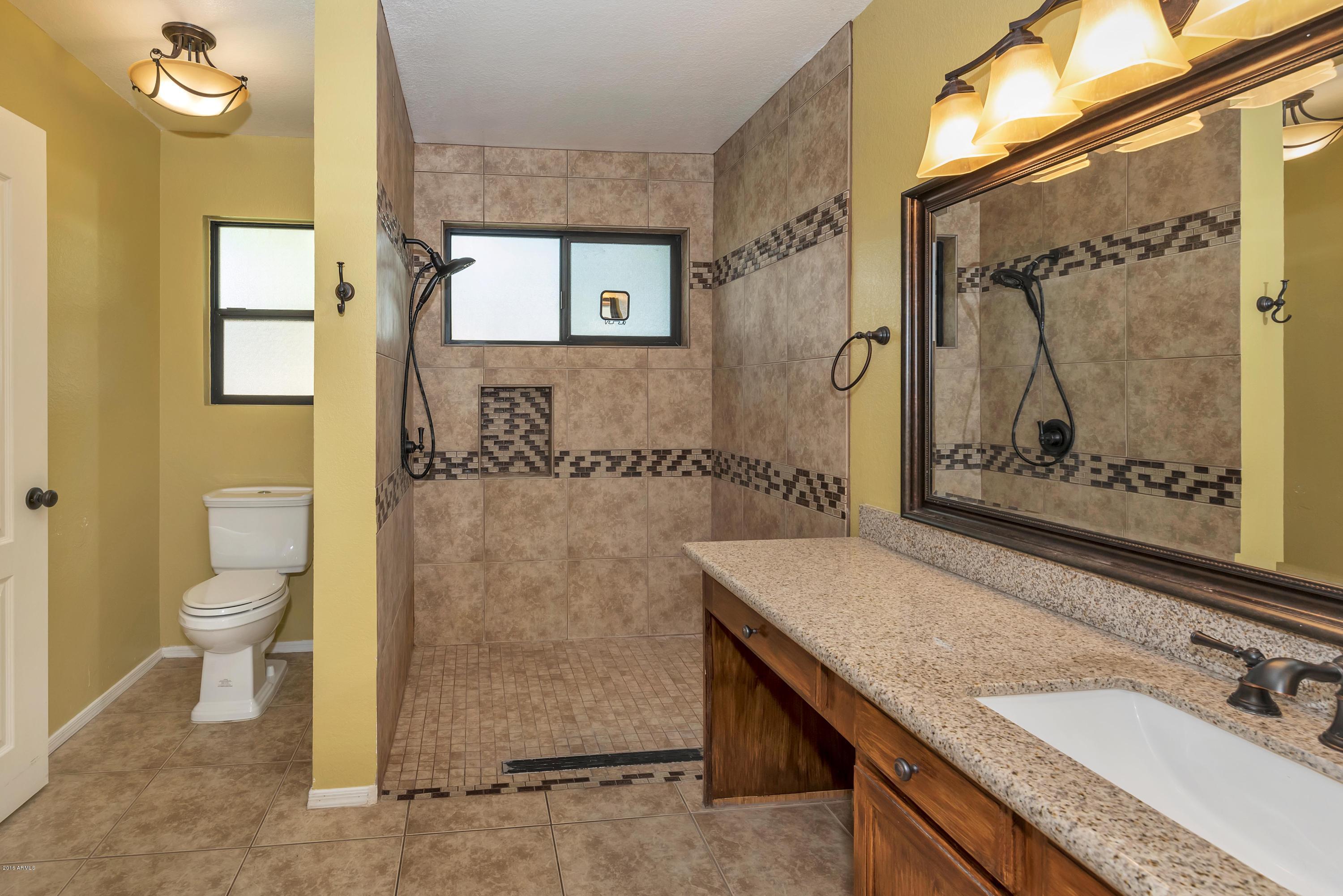 462 East Harwell Road Gilbert, AZ 85234 - Photo 16 of 44 Master Walk-in Shower