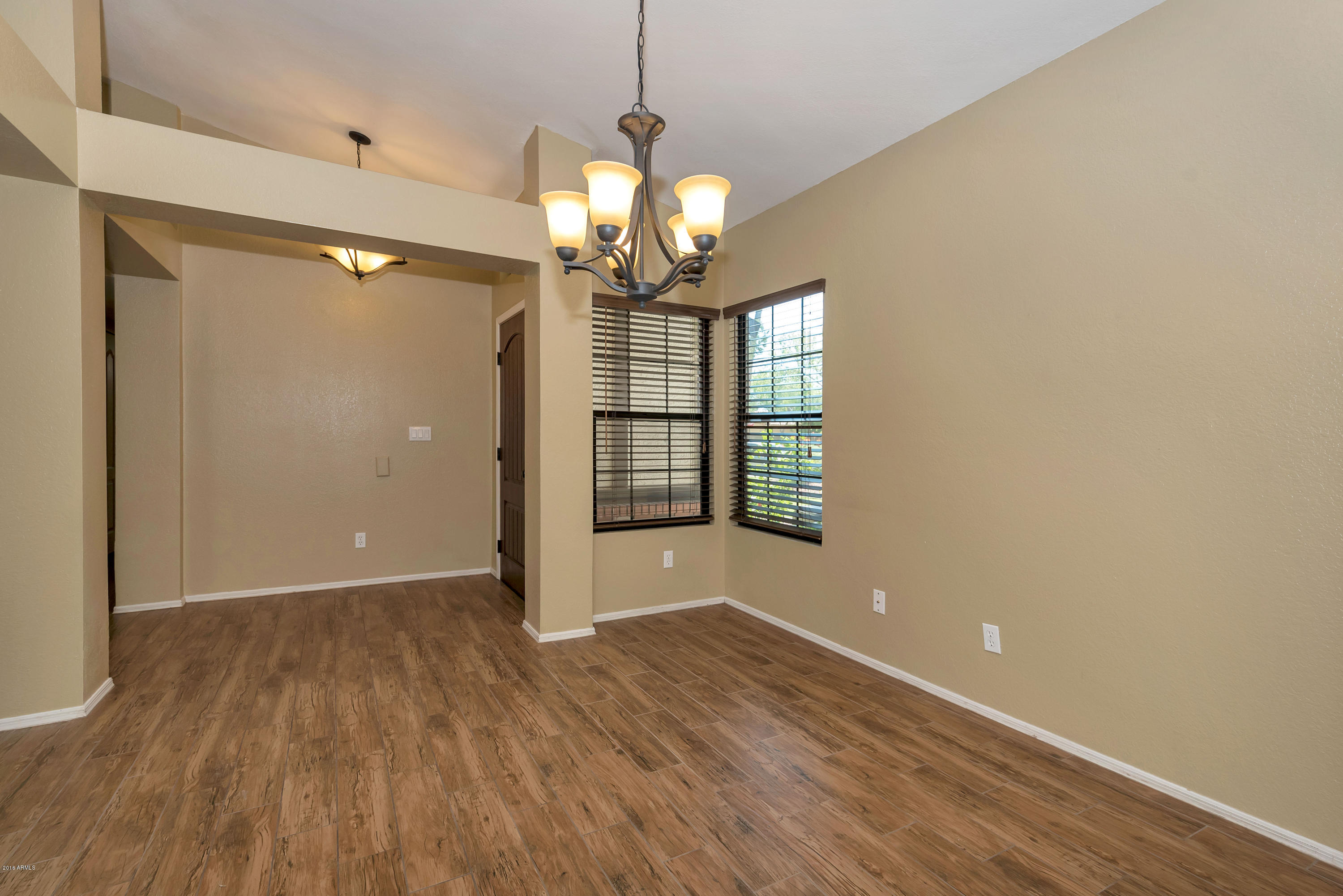 462 East Harwell Road Gilbert, AZ 85234 - Photo 8 of 44 Formal Dining