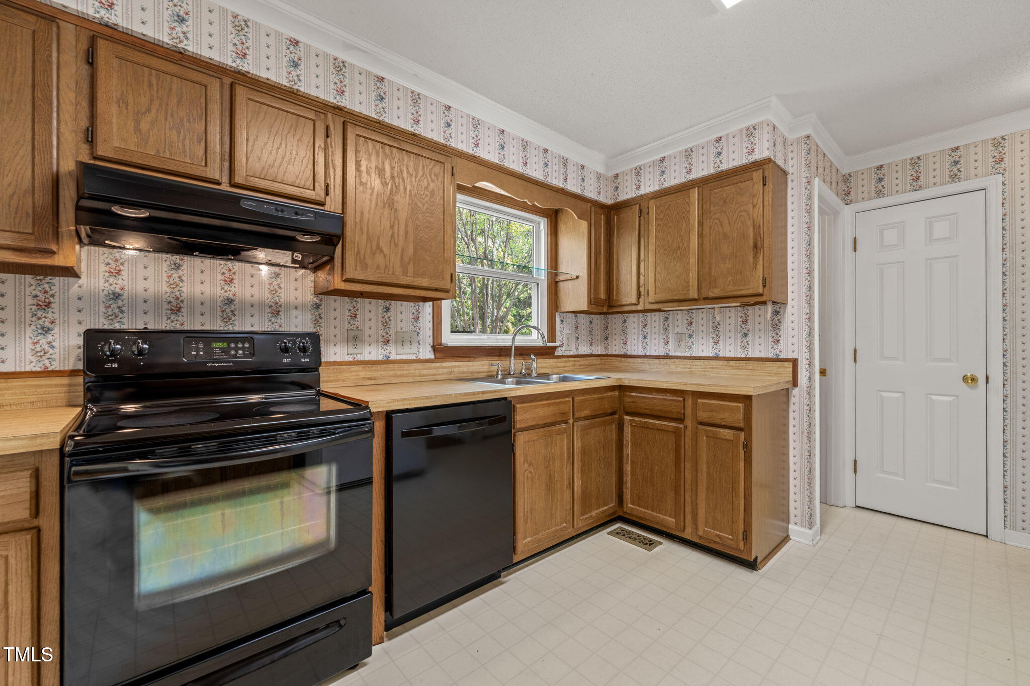 4508 Fox Road Raleigh, NC 27616 - Photo 17 of 30 7-web-or-mls-DSC07174