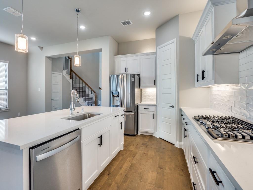 15898 Candletree Road Frisco, TX 75035 - Photo 18 of 40