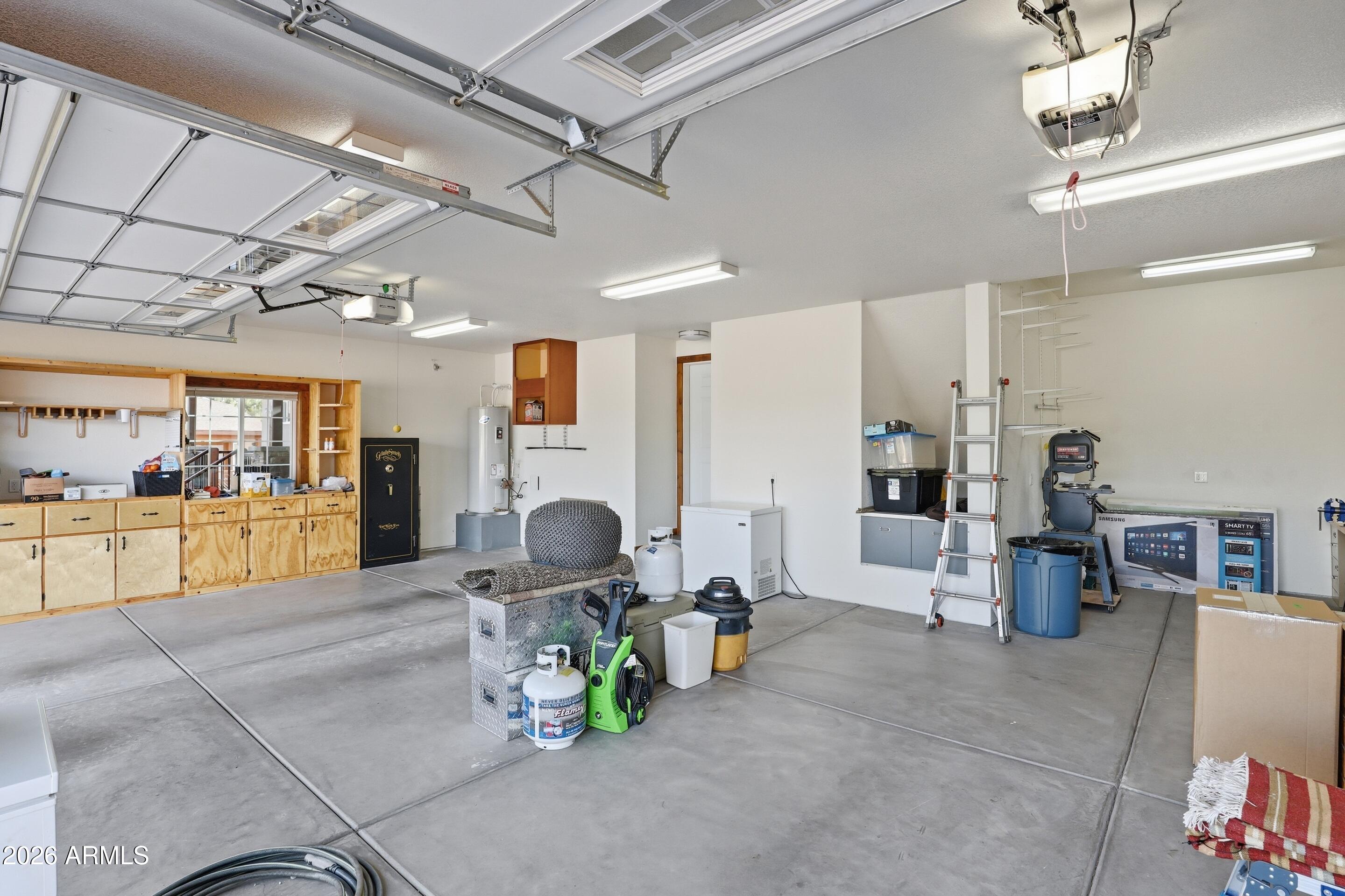 1703 West Dillon Way Payson, AZ 85541 - Photo 31 of 56 3 Car Attached Garage (3)