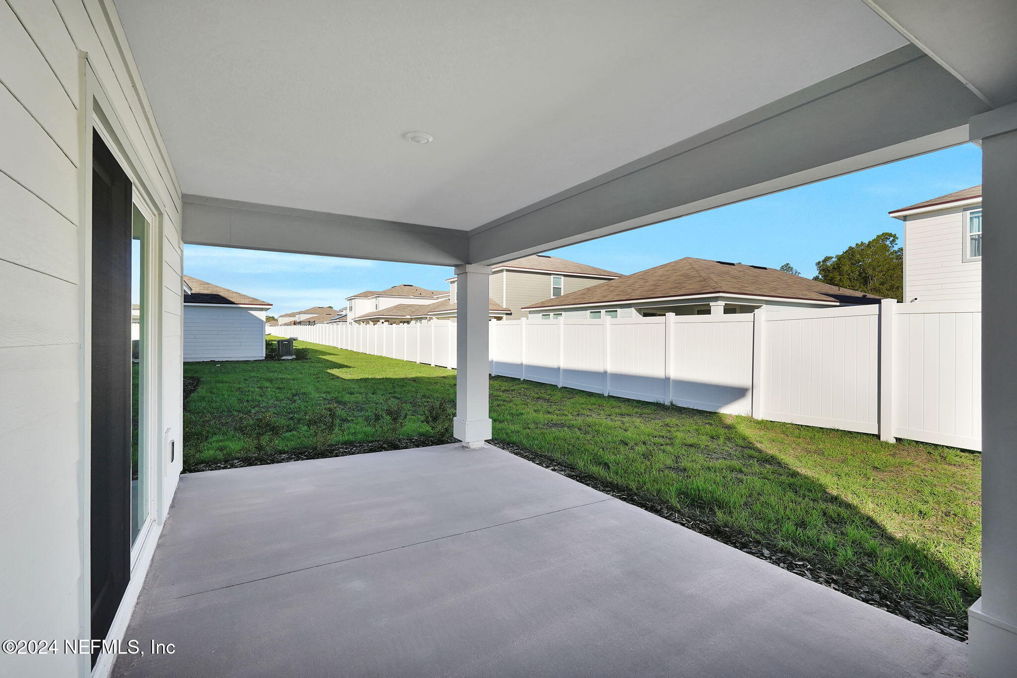 5441 Integrity Way Jacksonville, FL 32244 - Photo 35 of 38 a view of a back yard with a big yard