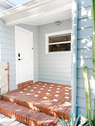 $2,500 | 421 North Ocean Breeze, Lake Worth Beach, FL 33460