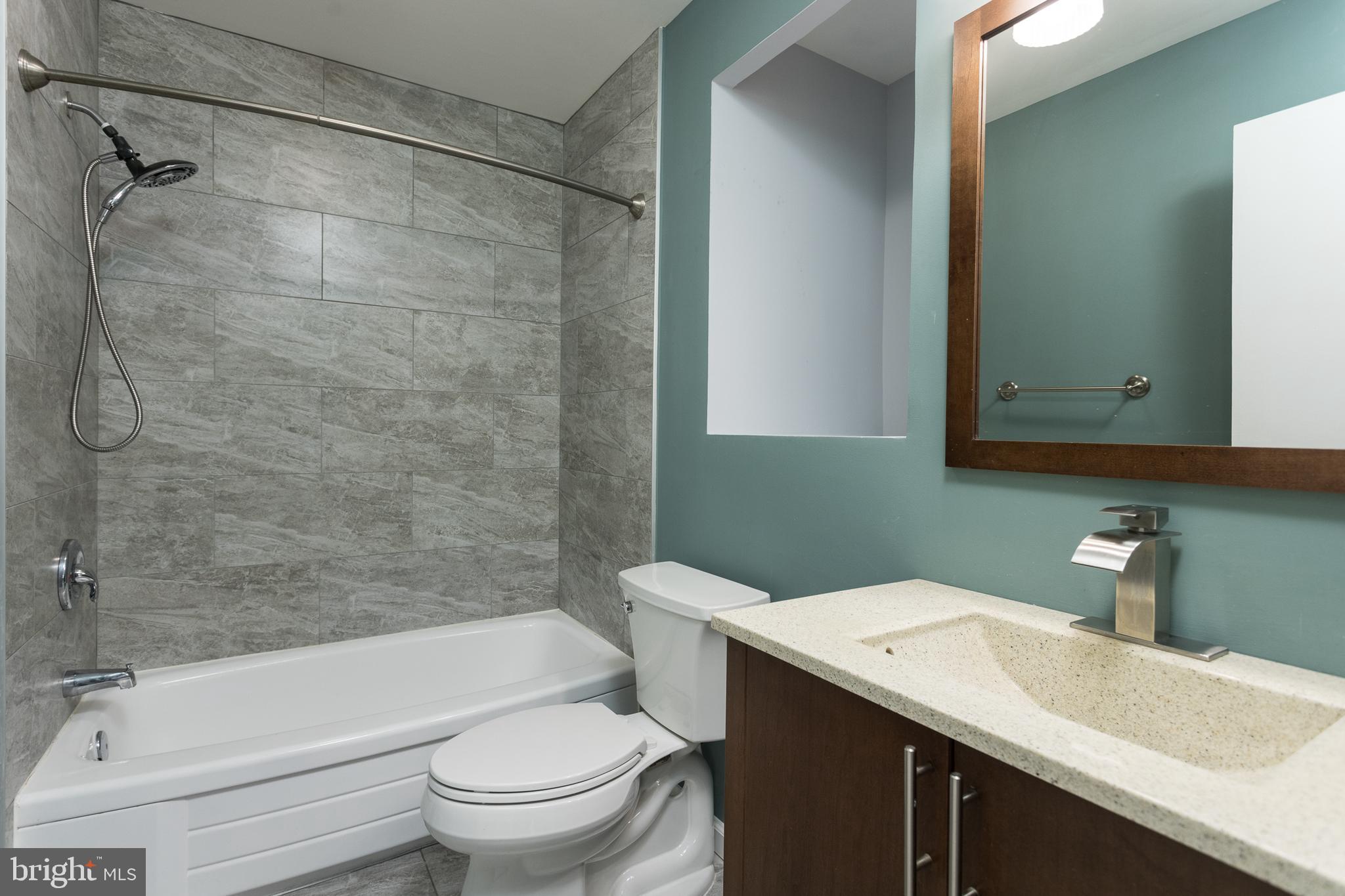 2400 Cider Mill Road Baltimore, MD 21234 - Photo 19 of 33 Main Level Full Bath