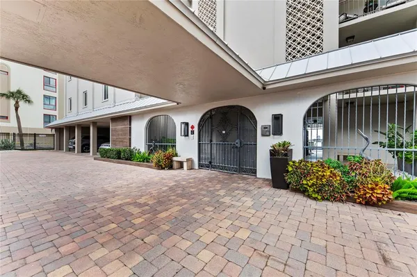 $12,500 | 350 Golden Gate Point, Unit 61, Sarasota, FL 34236