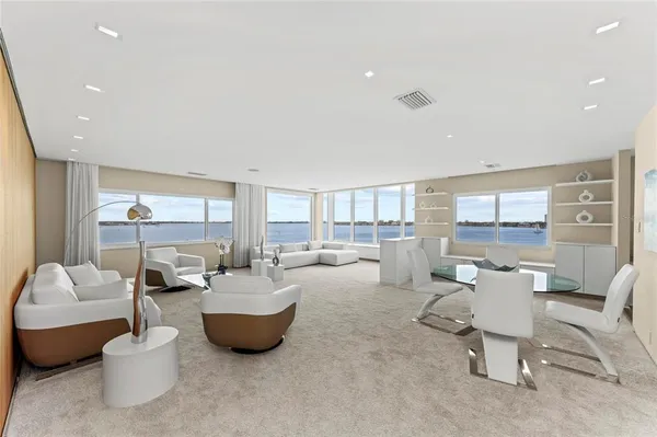 $12,500 | 350 Golden Gate Point, Unit 61, Sarasota, FL 34236